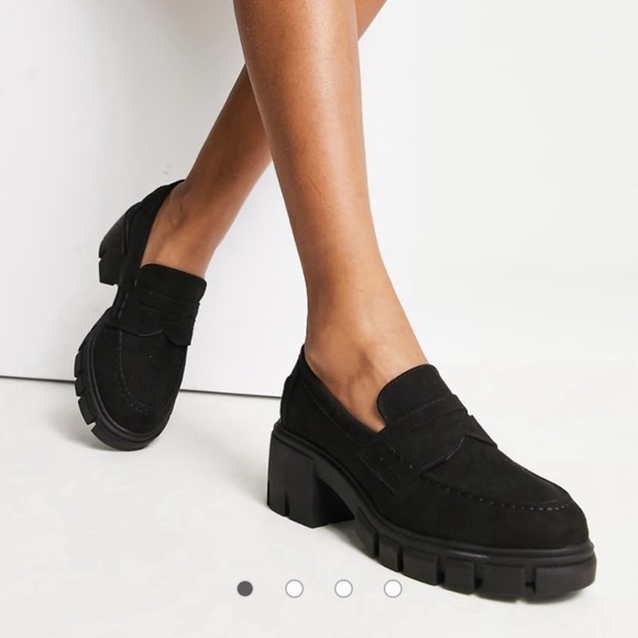 ASOS Sloane Y2K Chunky Lug Sole Preppy Collegiate Penny Mid Heeled Loafer SZ 7W - Picture 1 of 16